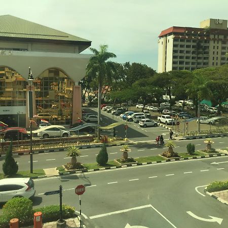 Premierz Hotel Labuan Exterior foto